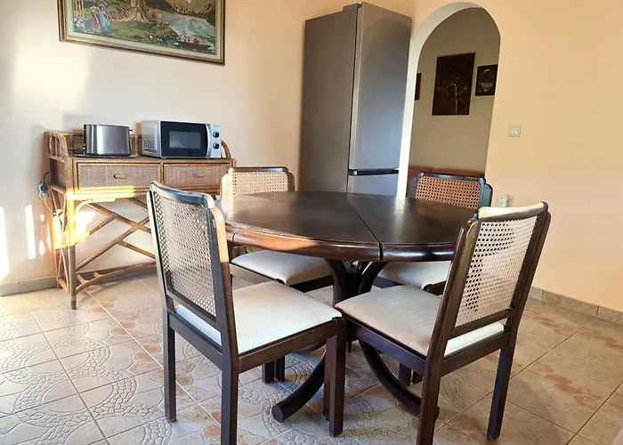 Tetraktys Estate Beachside Seaview 3 Bedrooms αήρ
