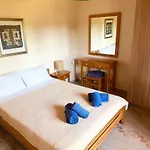 Tetraktys Estate Beachside Seaview 3 Bedrooms αήρ Halikounas