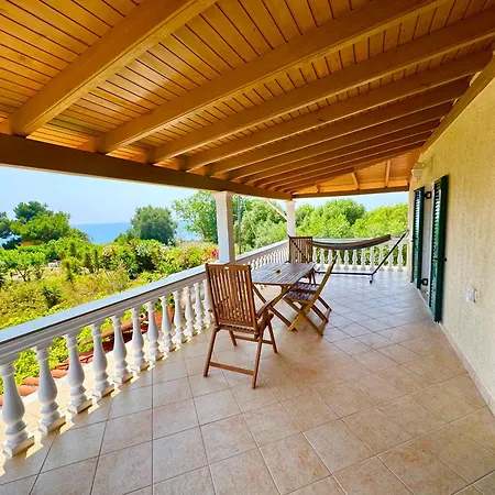 Tetraktys Estate Sea View, Beachside, αήρ