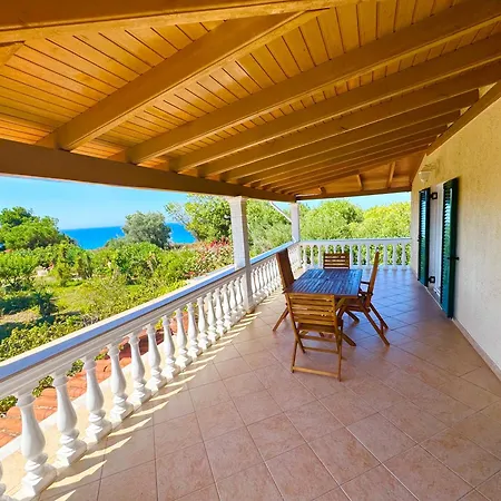 Tetraktys Estate Beachside Seaview 3 Bedrooms αήρ Апартаменты Halikounas