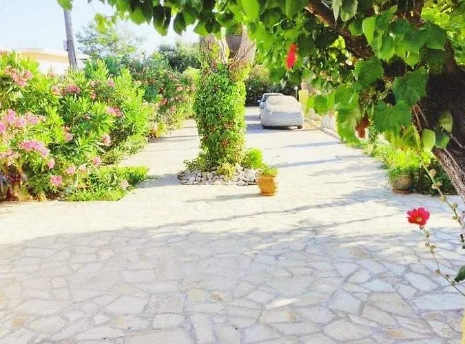 Tetraktys Estate Beachside Seaview 3 Bedrooms αήρ Halikounas